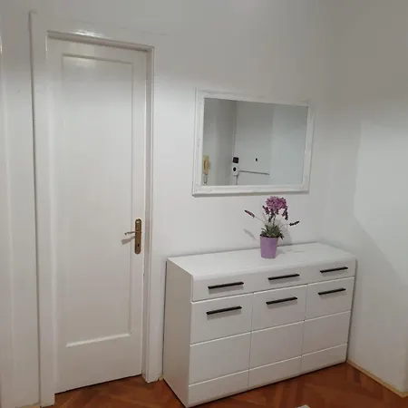 Appartement Apolon - In The Center Of Old Town