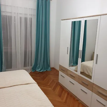 Apolon - In The Center Of Old Town Appartement *