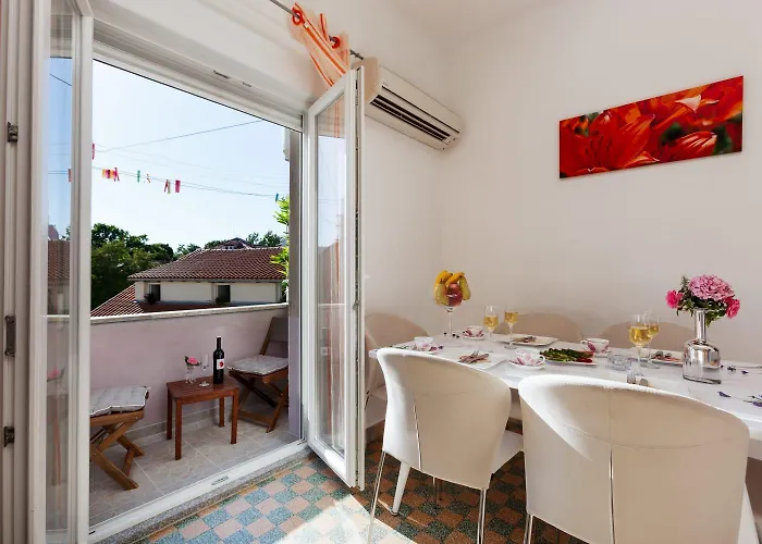 Apolon - In The Center Of Old Town