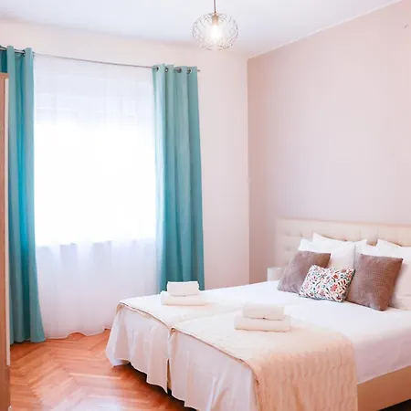 Apartment Apolon - In The Center Of Old Town *